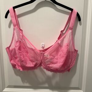 Chic Pink Lace Underwire Bra